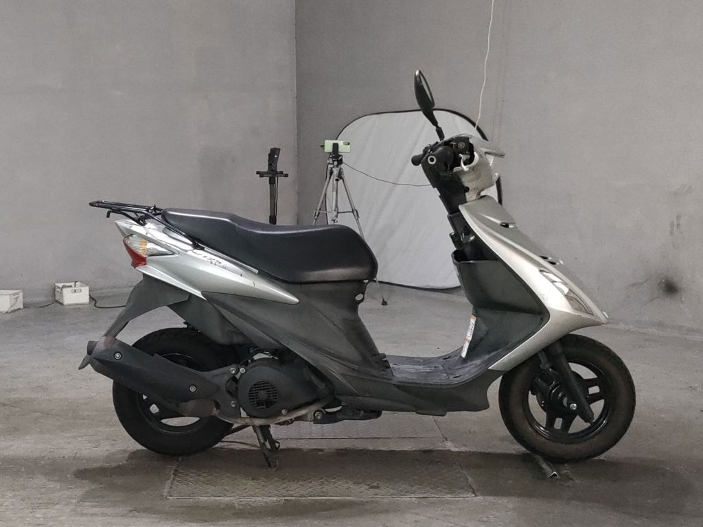 Фото Suzuki ADDRESS V125 с японского аукциона