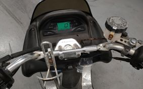 YAMAHA MAJESTY 125 SE27