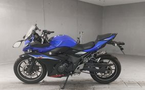 SUZUKI GSX250 R DN11A