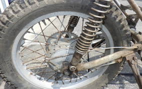 YAMAHA 	TY175 525