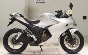 SUZUKI GIXXER 250 SF 2016