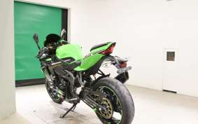 KAWASAKI ZX-25R