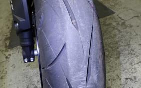 HONDA CB650R E-Clutch 2025 RH17