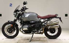 BMW R NINE T SCRAMBLER 2021