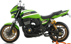 KAWASAKI ZRX1200 DAEG 2015 ZRT20D