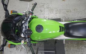 KAWASAKI GPZ900R NINJA 2002 ZX900A