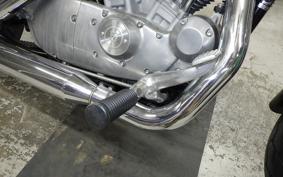 HARLEY XL883LI 2013