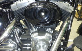 HARLEY FLS 1580 2015