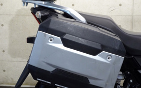 SUZUKI STROM 250 DS11A