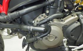DUCATI MONSTER 821 2015