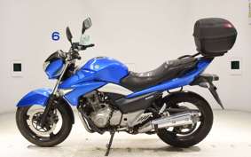 SUZUKI GSR250 1993