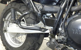 YAMAHA TW225