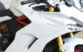 DUCATI SUPER SPORT S 2017 VA01J