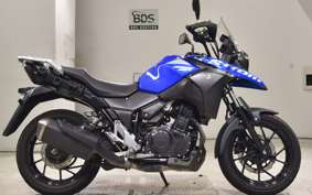 SUZUKI Vｽﾄﾛｰﾑ250A 2022