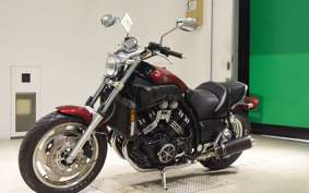 YAMAHA VMAX 2000