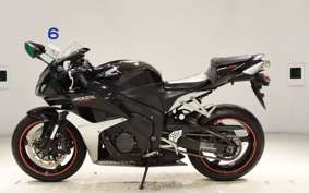 HONDA CBR600RR GEN 3 2008 PC40
