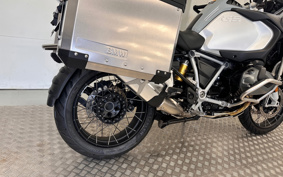 BMW R1250GS ADVENTURE 2022 0M11