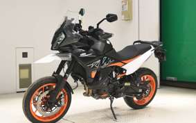 KTM 890 SMT 2024