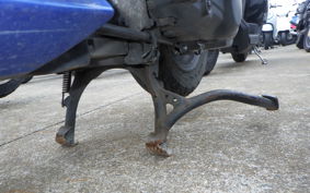 SUZUKI GSR125