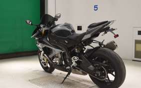 BMW S1000RR