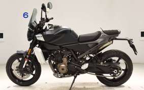 HUSQVARNA スバルトピレン801 2024
