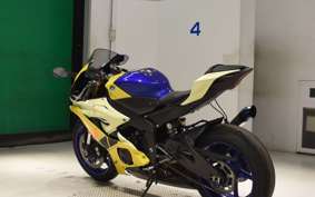 YAMAHA YZF-R6 2018