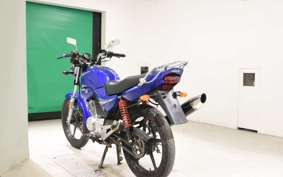 YAMAHA YBR125 2025