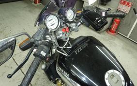 YAMAHA FZX750 1990 3XF