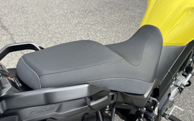 SUZUKI DL650 ( V-Strom 650 ) 2023 C733M