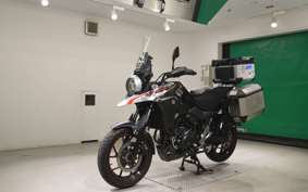 SUZUKI Vｽﾄﾛｰﾑ250A