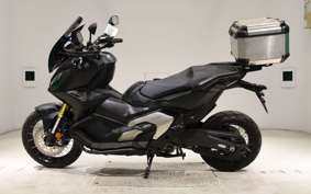 HONDA X-ADV 750 2022 RH10