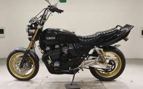 YAMAHA XJR400 4HM