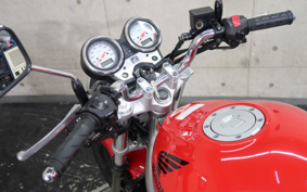 HONDA VTR 250 MC33