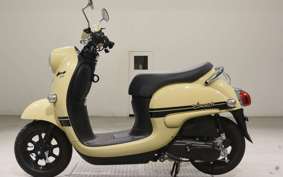 YAMAHA VINO 50 Gen.4 1996 AY02