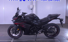 YAMAHA YZF-R25