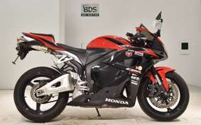HONDA CBR600RR GEN 3 2011 PC40