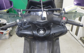 YAMAHA T-MAX 530 2015 SJ12J