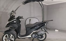 YAMAHA TRICITY 125 SE82J