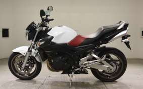 SUZUKI GSR 400 2007 GK7DA