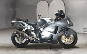 SUZUKI GSX-1300R HAYABUSA 2002 GW71A