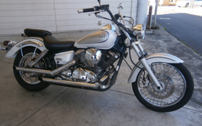 YAMAHA DRAGSTAR 250 VG02J