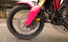 HONDA CRF1000L AFRICA TWIN 2018 SD04