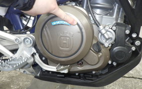 HUSQVARNA 701ED 2022