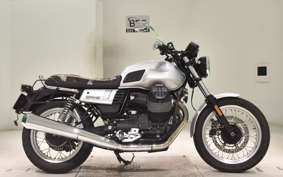 MOTO GUZZI V7 3 SPECIAL 2021