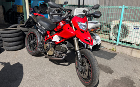 DUCATI  DUCATI  HYPERMOTARD 1100S 2007 ZDMB100AA7B