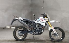 OTHER  QINGQUI  SUPER MOTARD 200 ..