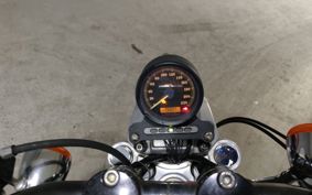 HARLEY HARLEY XL883 2005 CAM