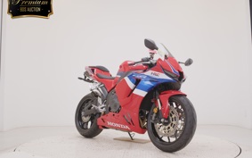 HONDA CBR600RR 2025 PC40
