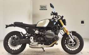 BMW R12 nine T 2025