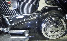 HARLEY FLHXSE 1800CVO 2015